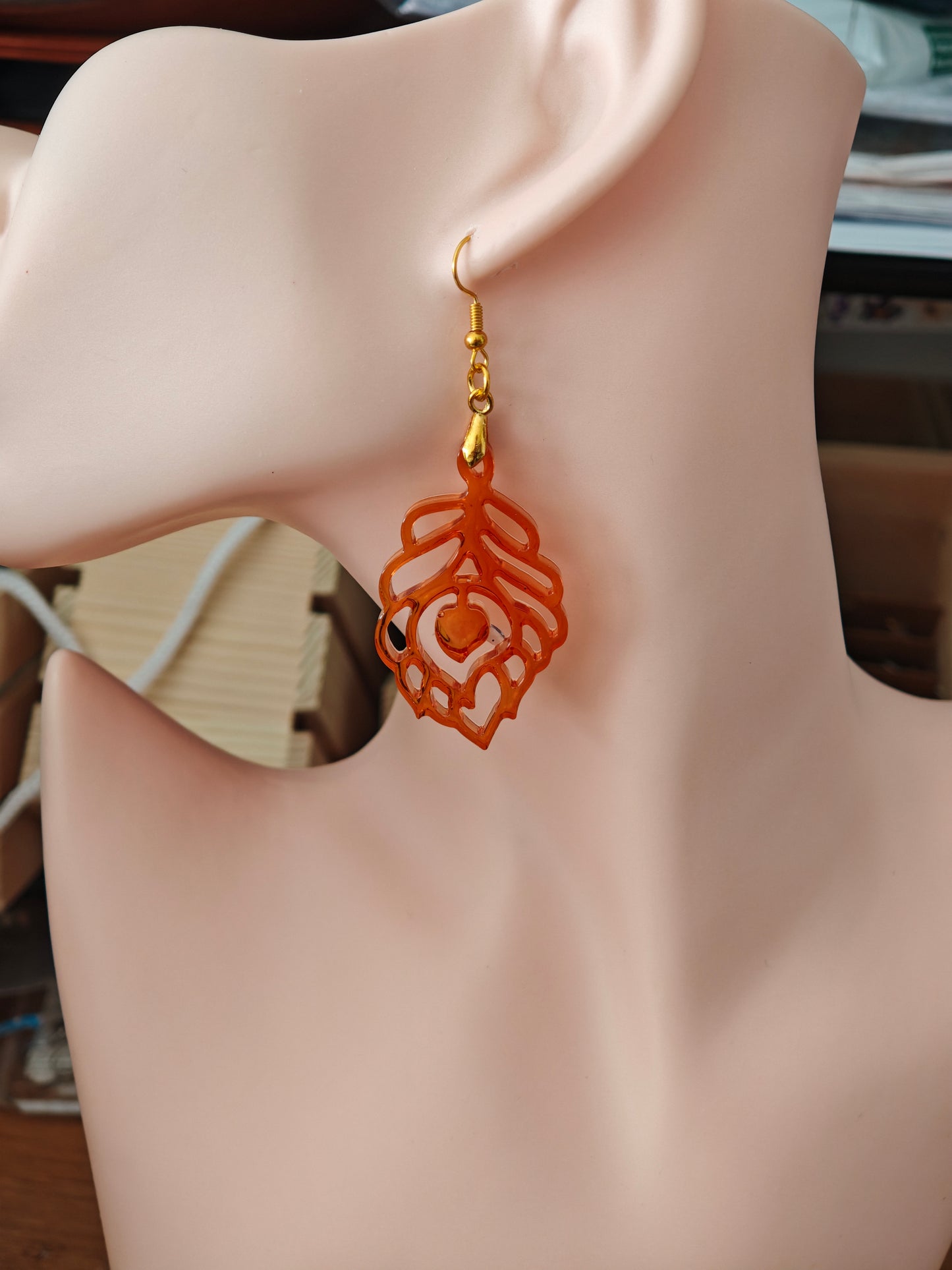 Boucles d’oreilles pendantes feuille