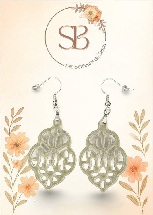 Boucles d’oreilles pendantes géométriques nacrées