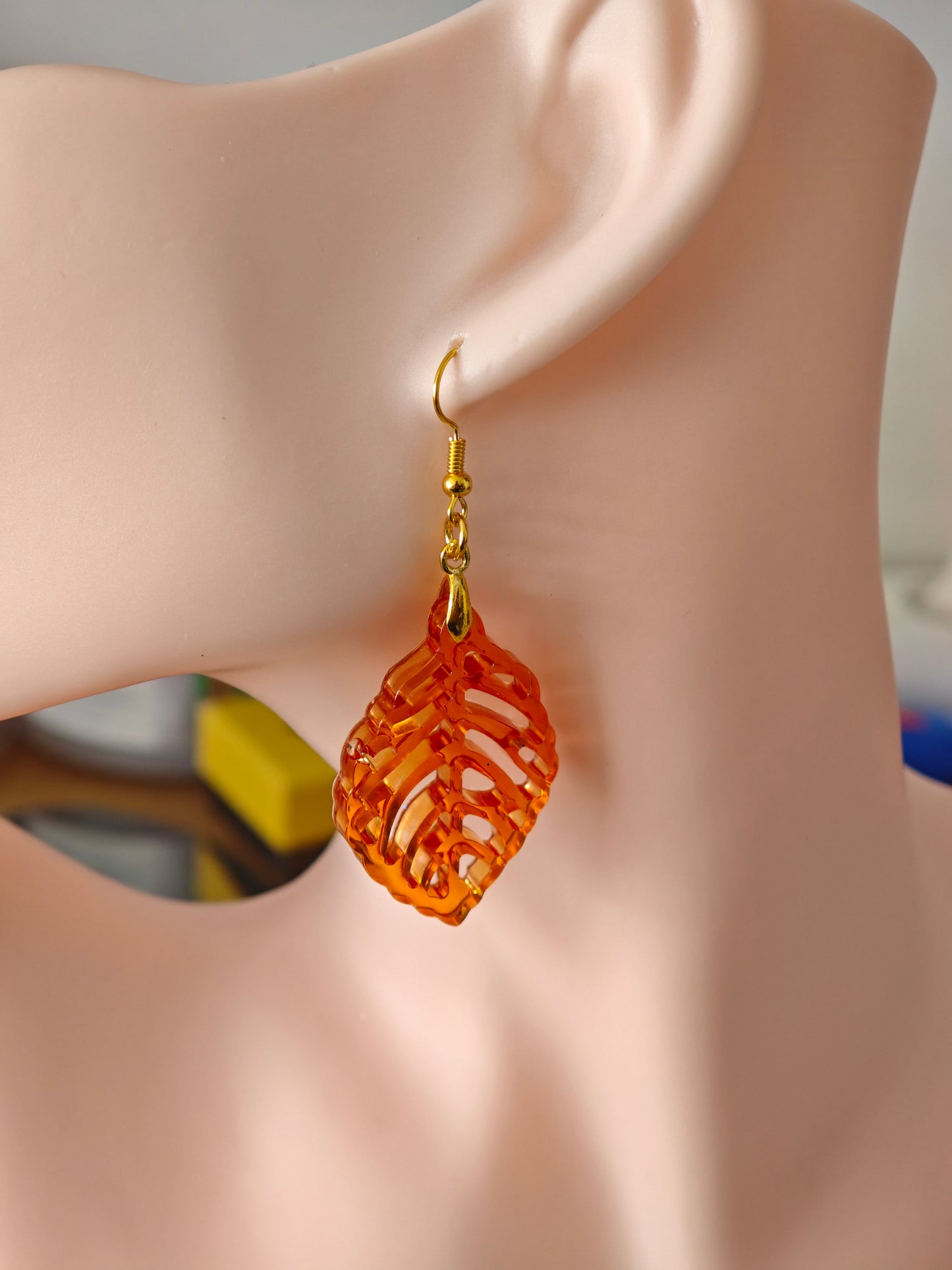 Boucles d’oreilles pendantes feuille